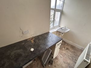 Photo 14- click for photo gallery